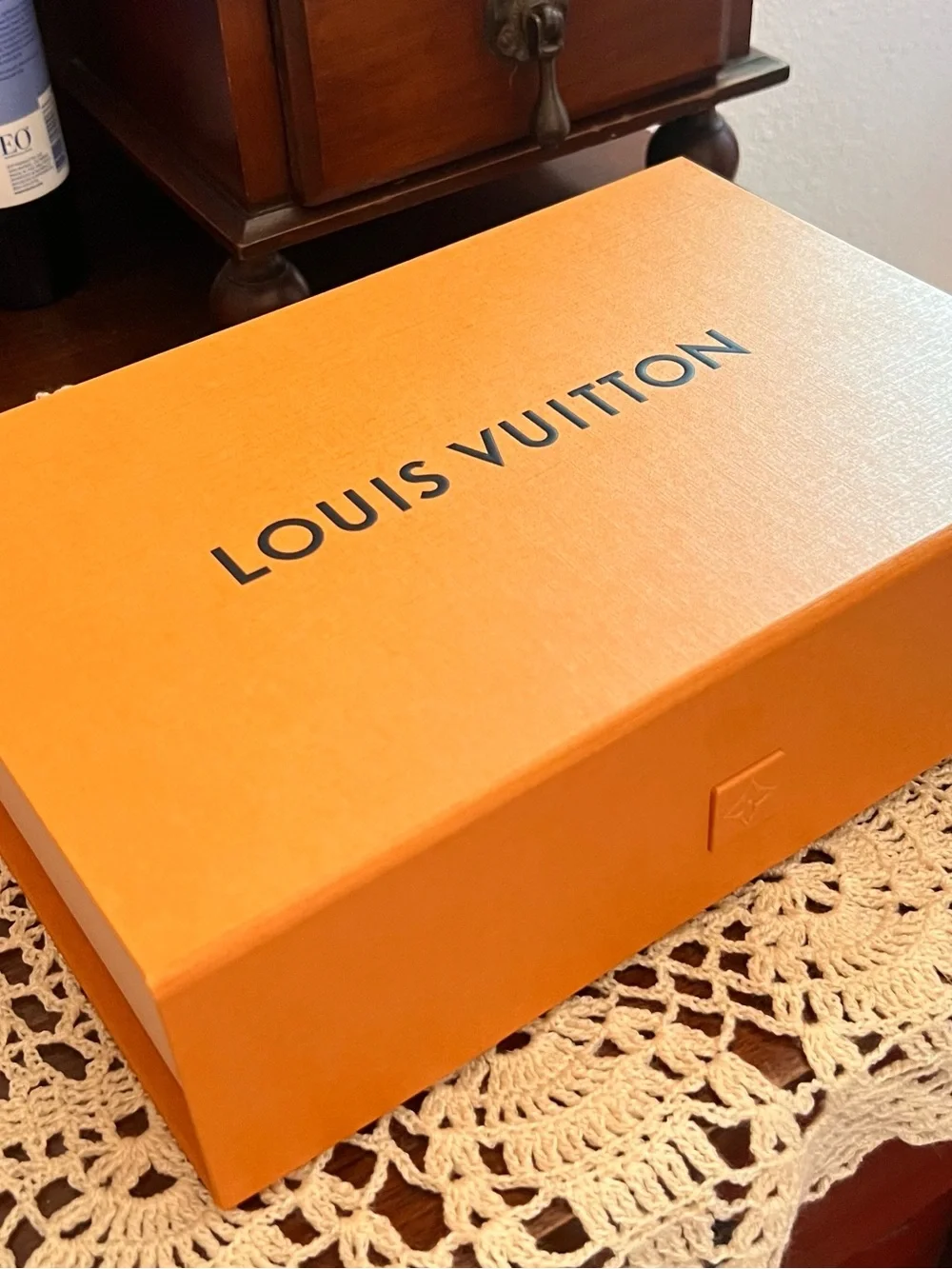 Authentic Louis Vuitton Empty Medium Gift Box 7” X 11” X 3” Ribbon Note Card